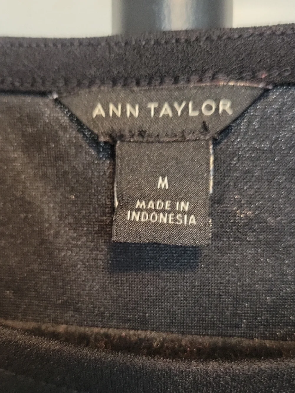 Ann Taylor Black Short Sleeve Top - Picture 2 of 5
